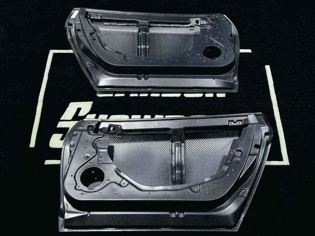 Nissan GTR R35 2017 2018 2019 2020 2021 2022 2023 with Aftermarket Parts - OEM Style Doors Replacement?Carbon Fiber from Aero Republic