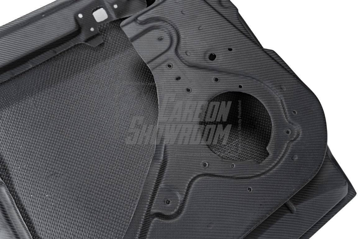 Nissan GTR R35 2017 2018 2019 2020 2021 2022 2023 with Aftermarket Parts - OEM Style Doors Replacement?Carbon Fiber from Aero Republic