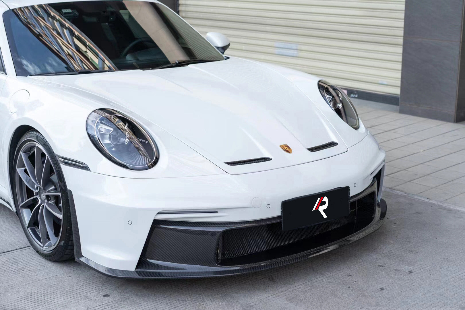 Porsche 911 992.1 Carerra Base/S/T/4/4S/Targa 4/ Targa 4S/GTS/GT3/Turbo/Turbo S 2020 2021 2022 2023 2024 & 911 992.2 Carerra Base/S/T/4/4S/Targa 4/ Targa 4S/GTS/Turbo/Turbo S 2025-ON with Aftermarket Parts - T-ART Style Hood?Carbon Fiber from Aero Republic