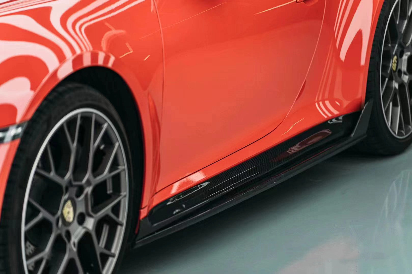 Porsche 911 992.1 Carerra Base/S/T/4/4S/Targa 4/ Targa 4S GTS 2020 2021 2022 2023 2024 with Aftermarket Parts - T-ART Style Side Skirts?Carbon Fiber from Aero Republic