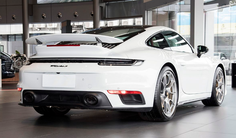 Porsche 911 992.1 Turbo/Turbo S 2020 2021 2022 2023 2024 2025 with Aftermarket Parts - OEM Replacement Rear Diffuser?Carbon Fiber from Aero Republic