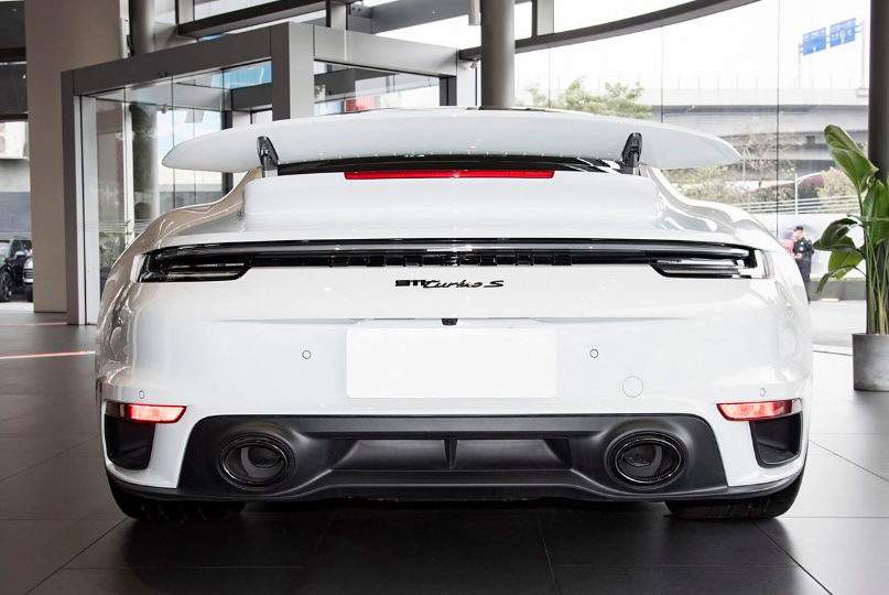 Porsche 911 992.1 Turbo/Turbo S 2020 2021 2022 2023 2024 2025 with Aftermarket Parts - OEM Replacement Rear Diffuser?Carbon Fiber from Aero Republic