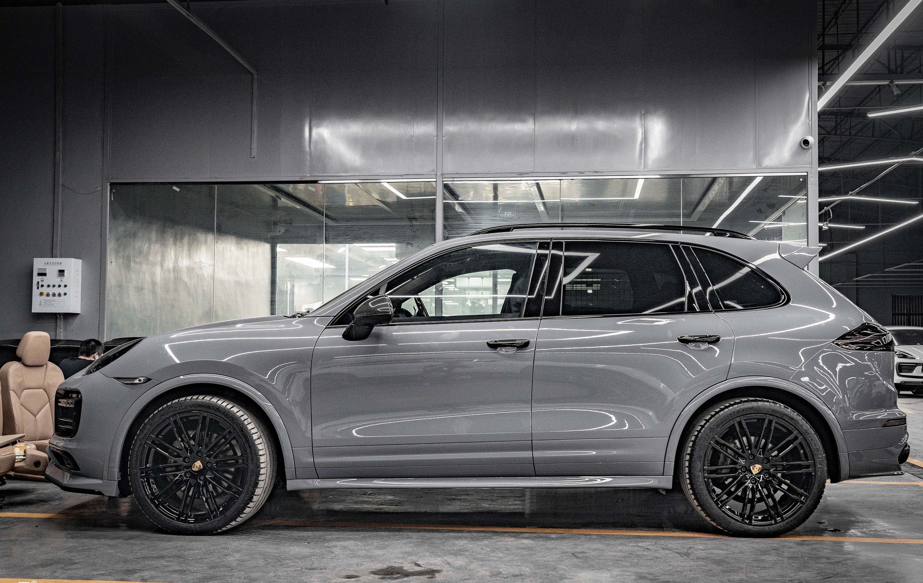 Porsche Cayenne 958 958.2 92A Cayenne Base/S/E-Hybrid/GTS/Turbo/Turbo S/Diesel/S Diesel 2015 2016 2017 2018 with Aftermarket Parts - OE Style / equipped with blind assist & without blind assist Replacement Mirror Caps Pre-preg Carbon Fiber from Aero Republic