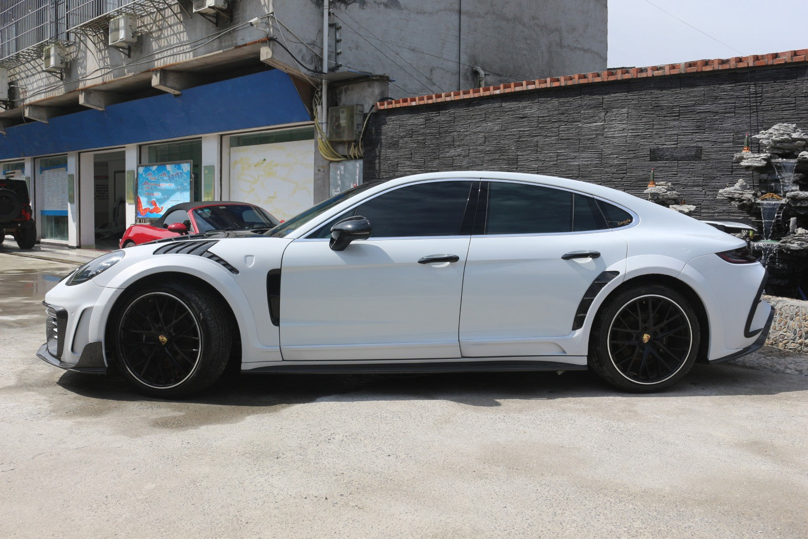 Porsche Panamera 971 971.1 Base/4/4S/GTS/Turbo/Turbo S 2017 2018 2019 2020 & Panamera 971 971.2 Base/4/4S/GTS/Turbo/Turbo S 2021 2022 2023 with Aftermarket Parts - MSRY Style Wheel Arches Carbon Fiber from Aero Republic