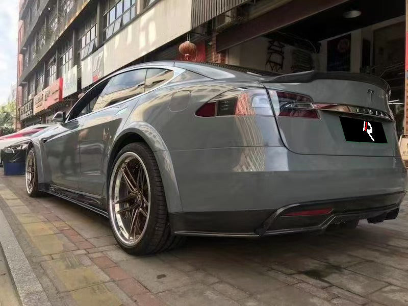 Tesla Model S 2nd Gen Late 2016-Early 2021 with Aftermarket Parts - Rear Spoiler Carbon Fiber from Aero Republic