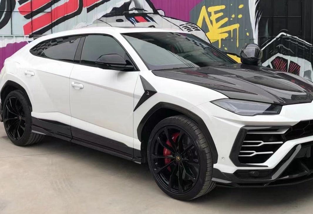 Lamborghini Urus Aftermarket Parts - TC Style Carbon Fiber Side Skirts