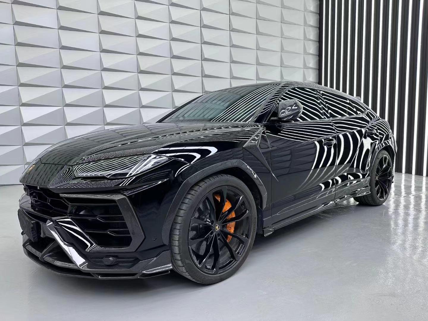 Lamborghini Urus Aftermarket Parts - TC Style Carbon Fiber Side Skirts