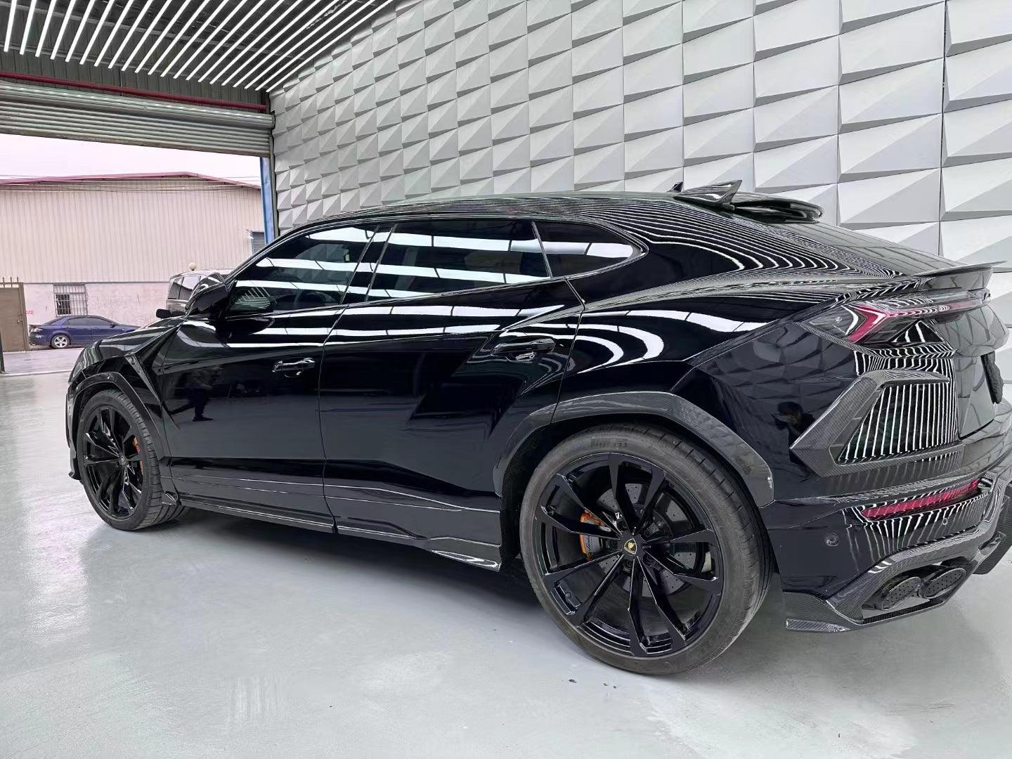 Lamborghini Urus Aftermarket Parts - TC Style Carbon Fiber Full Body Kit