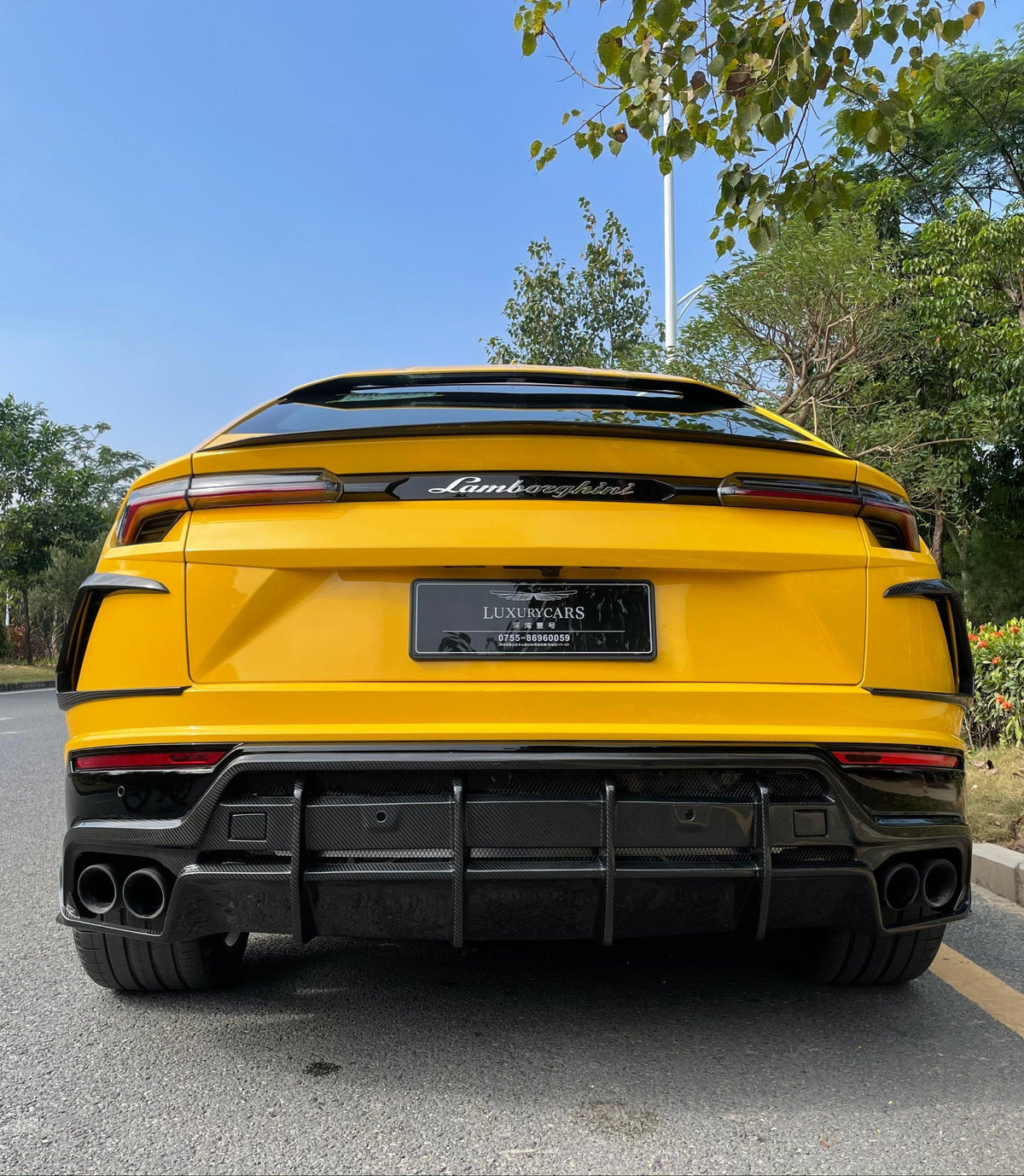 Lamborghini Urus Aftermarket Parts - TC Style Carbon Fiber Rear Diffuser