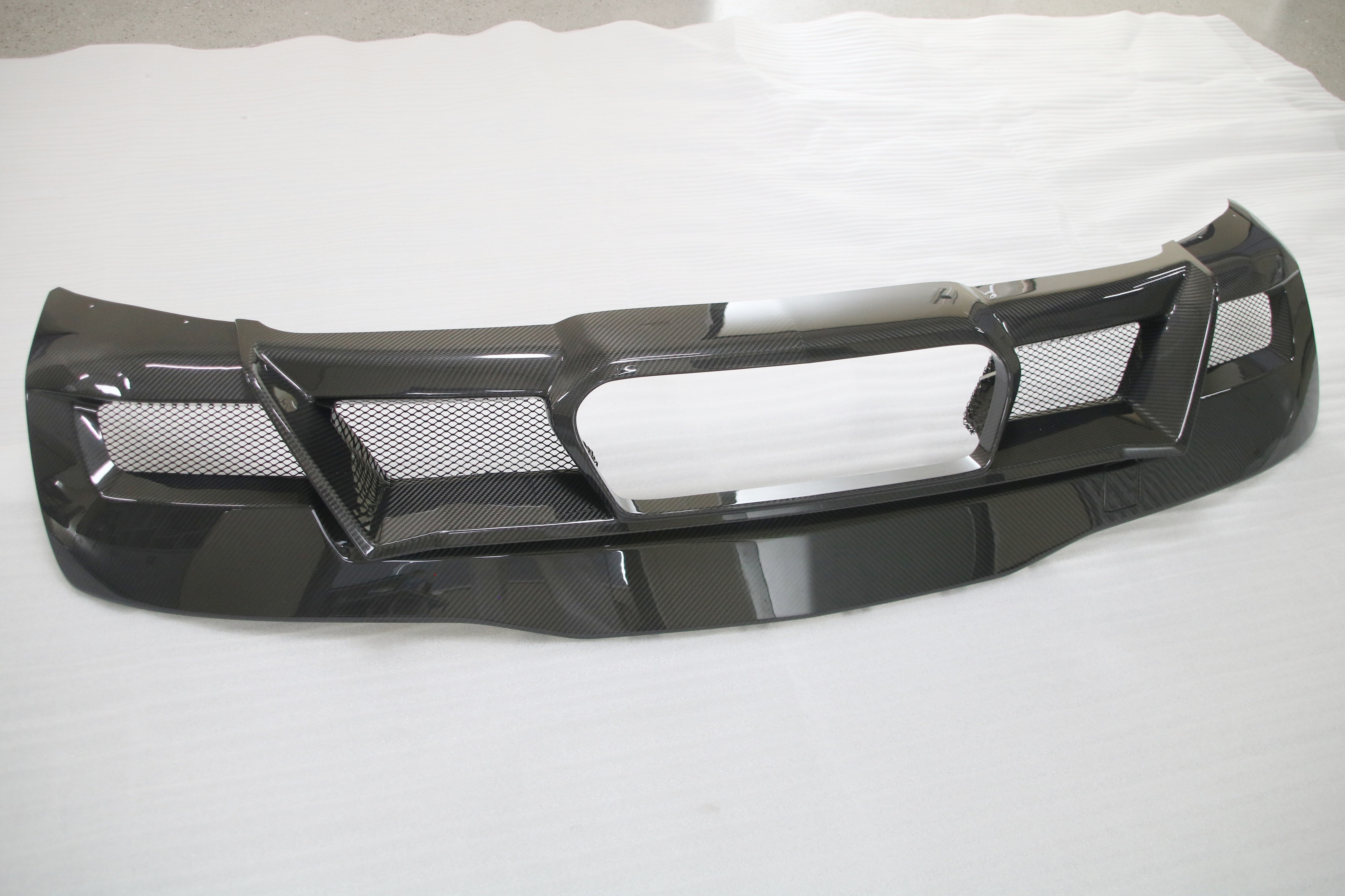 Chevrolet Corvette C8 Base E-Ray Z06 2020-ON with Aftermarket Parts - Z06 Center Exit Style Rear Diffuser Dry Pre-preg Carbon Fiber from Aero Republic