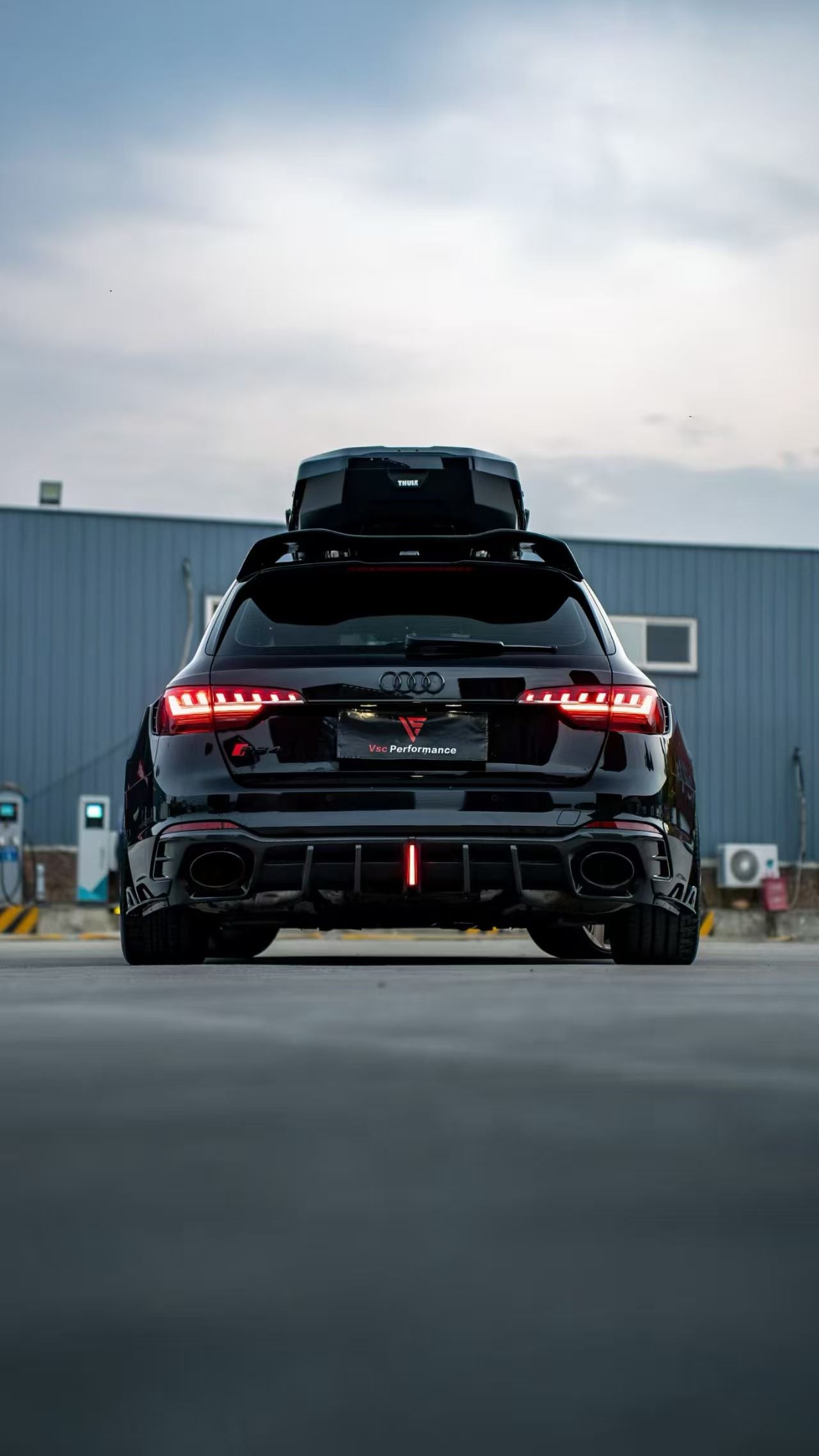 Audi RS4 B9 / B9.5 2018 2019 2020 2021 2022 2023 2024 with Aftermarket Parts - AE Rear Roof Spoiler Carbon Fiber from ArmorExtend