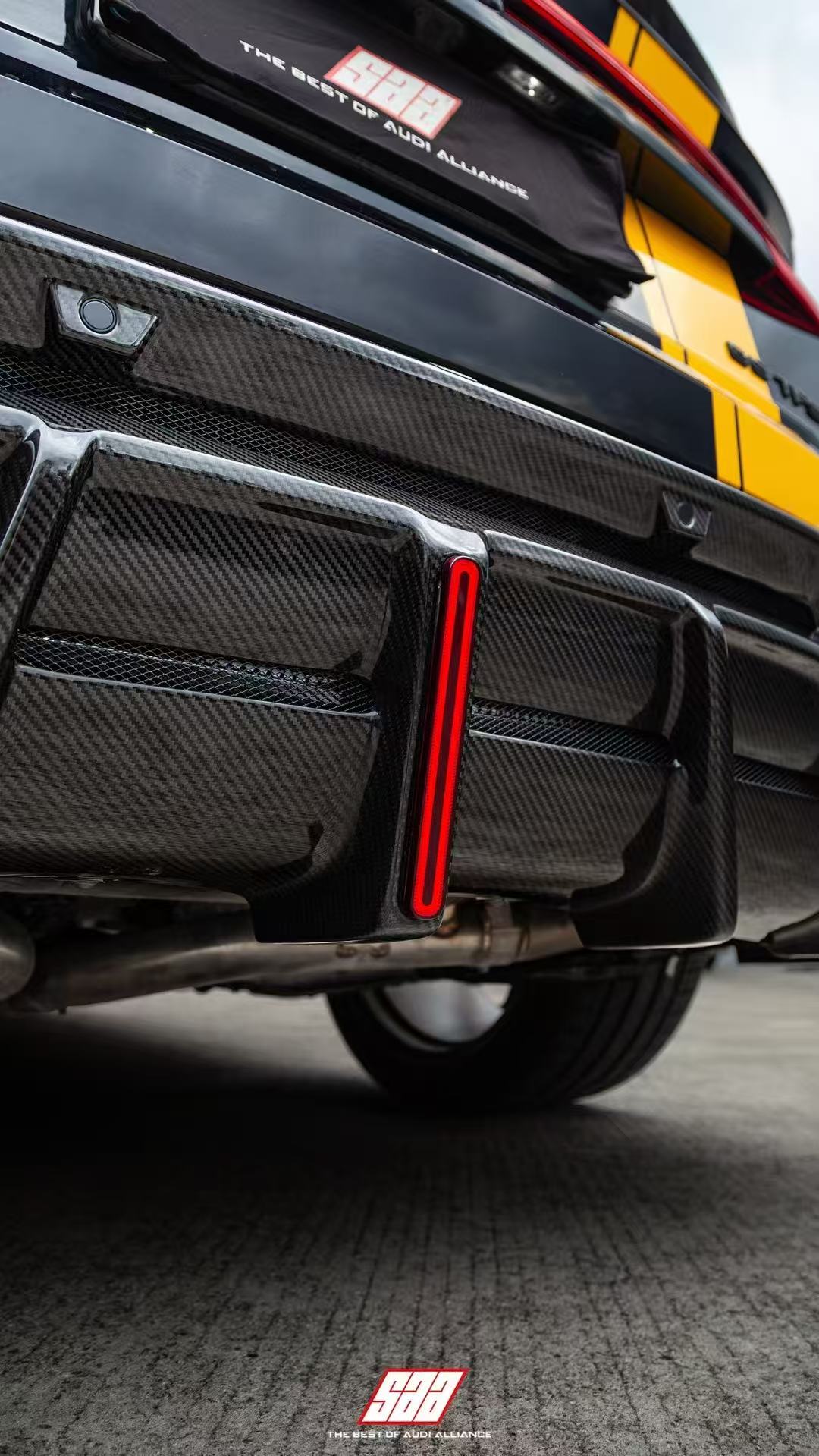 Audi RSQ8 2021 2022 2023 2024 SQ8 Q8 (requires you to upgrade the exhaust tips to RSQ8 version) 2020 2021 2022 2023 2024 with Aftermarket Parts - AE Rear Diffuser Pre-Preg Carbon Fiber from ArmorExtend