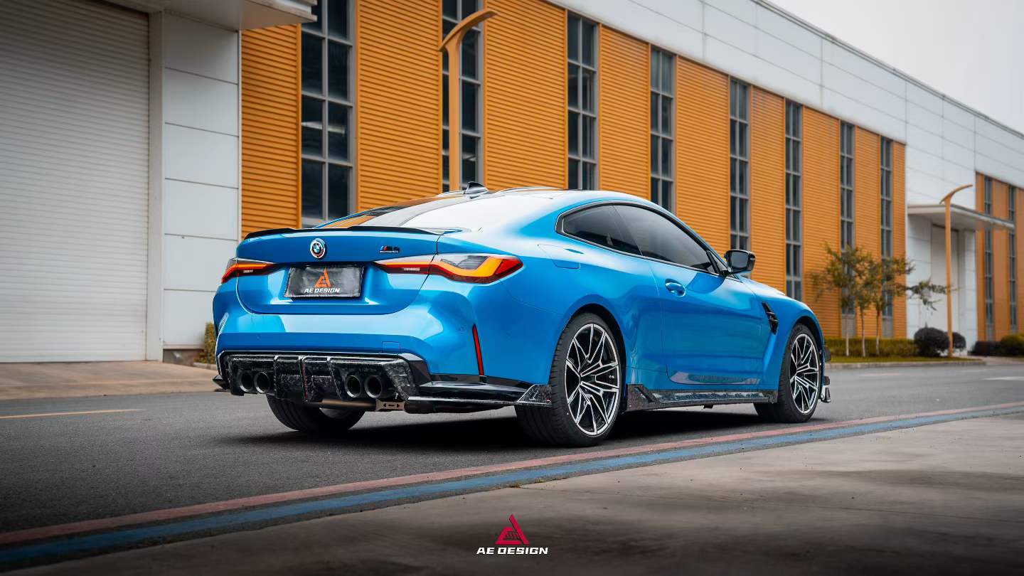 BMW M3 G80 G81 2021 2022 2023 2024 & M4 G82 G83 2021 2022 2023 2024 with Aftermarket Parts - AE Style Side Skirts Carbon Fiber?from ArmorExtend