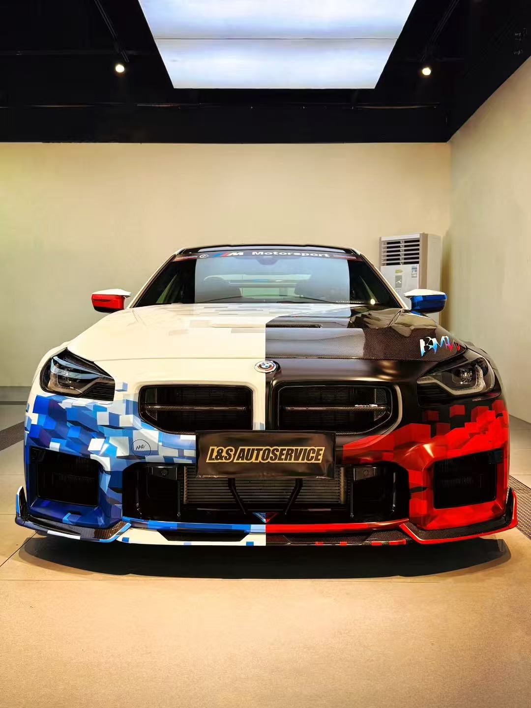 BMW M2 / C G87 2023 2024 & 2 Series 230i M240i G42 2022 2023 2024 with Aftermarket Parts - AE Style Hood Bonnet&nbsp;Double-sided Carbon Fiber from ArmorExtend