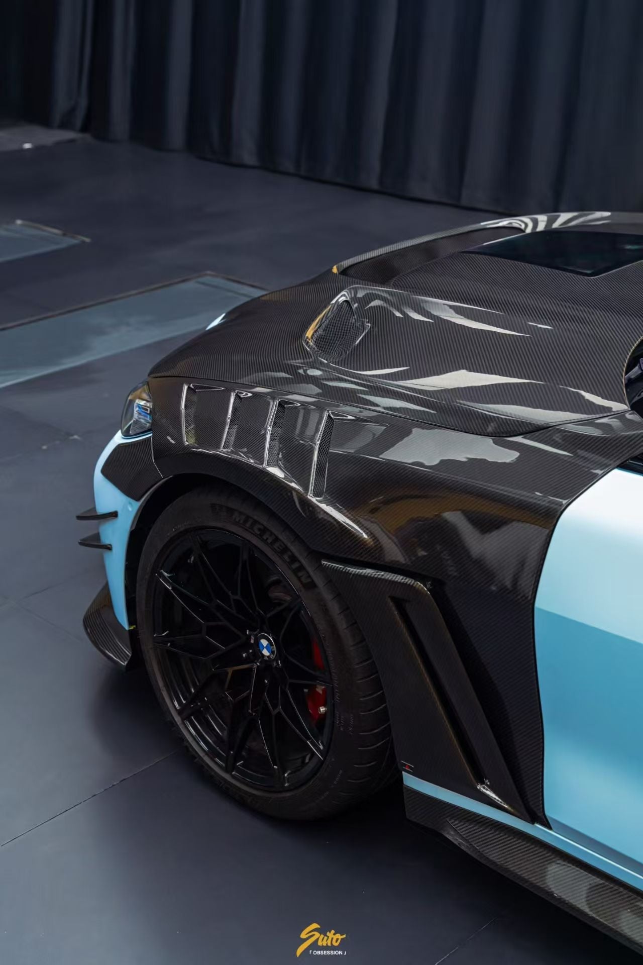 BMW M4 / M4C / M4CS G82 G83 2021-ON with Aftermarket Parts - ART Widebody Front Fenders Dry Pre-preg Carbon Fiber from ArmorExtend