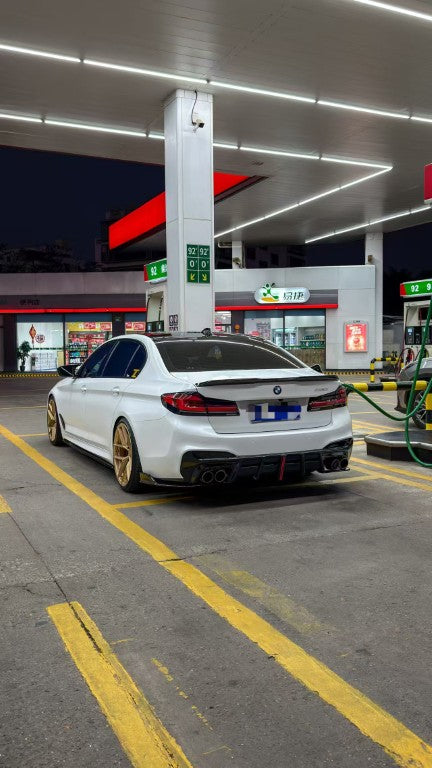 BMW M5/M5C F90 (Fits Both Pre-LCI & LCI) 2018-ON &?5 Series G30 540i M550i (With M-Package Bumper) G30 G31 (Fits Both Pre-LCI & LCI) 2017-ON with Aftermarket Parts - AE Style ABS Rear Diffuser & Rear Canards from ArmorExtend