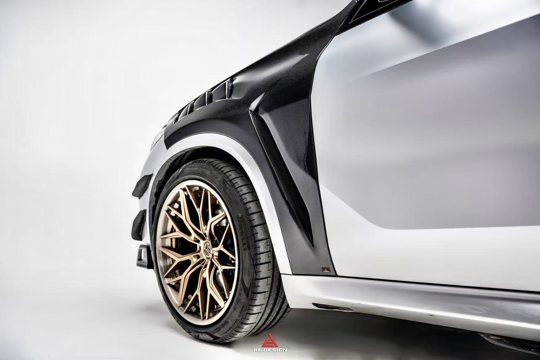 BMW X5 G05 M50i X/S Drive 40i (with M-Package) (Fits Both Pre-LCI & LCI) 2019 2020 2021 2022 2023 2024 &?X5M X5MC F95 (Fits Both Pre-LCI & LCI) 2020 2021 2022 2023 2024?with Aftermarket Parts - AE Front Fenders Pre-Preg Carbon Fiber?from ArmorExtend
