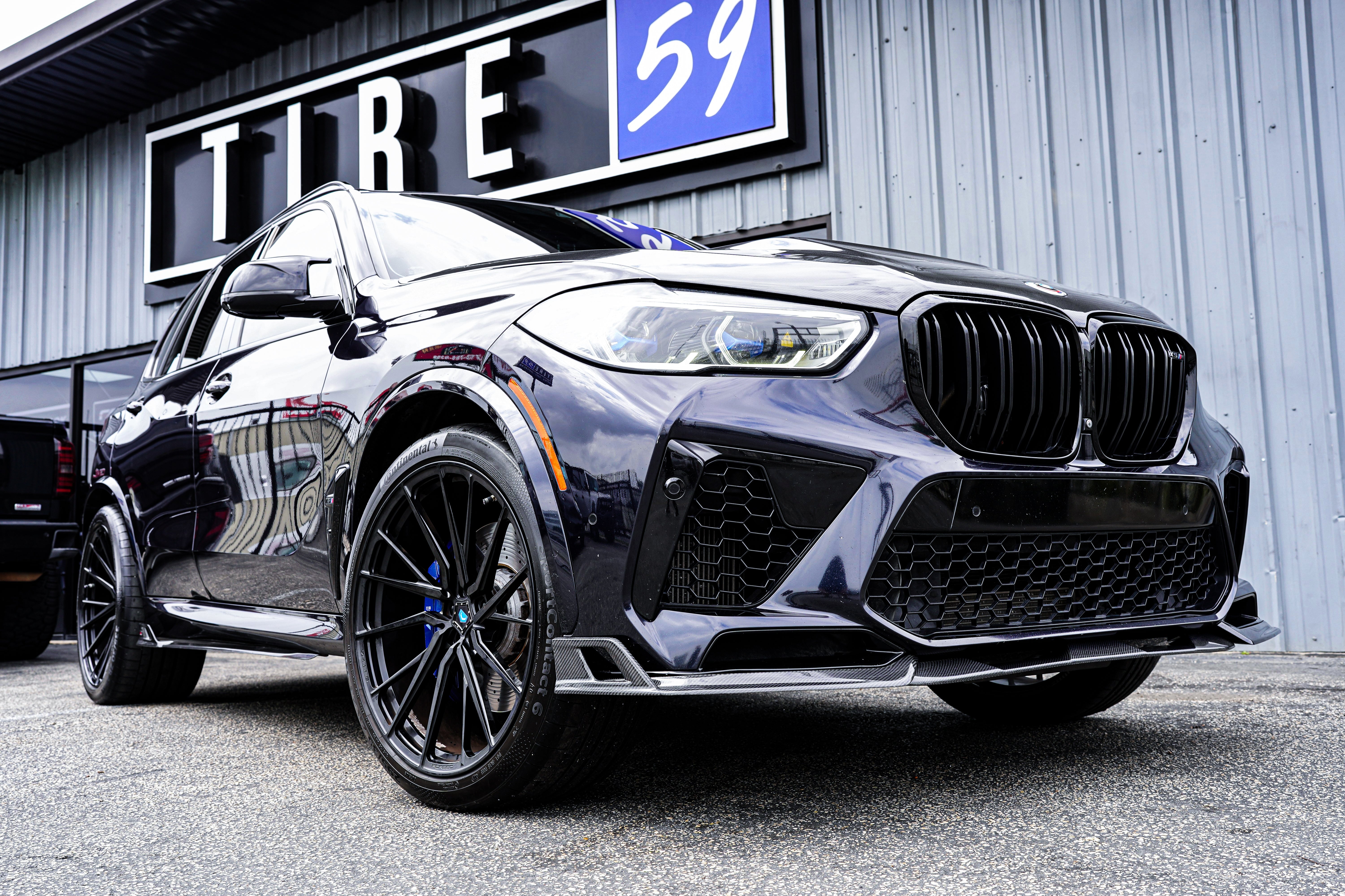 BMW X5 M60i xDrive50e x/sDrive40i G05 (Fits Both Pre-LCI & LCI) 2020-ON & X5M X5MC F95 (Fits Both Pre-LCI & LCI) 2020-ON & X6 M60I xDrive40i G06 (Fits Pre-LCI & LCI) 2020-ON & X6M X6MC F96 (Fits Pre-LCI & LCI) 2020-ON with Aftermarket Parts - AE Design Side Skirts Pre-preg Carbon Fiber from Armorextend