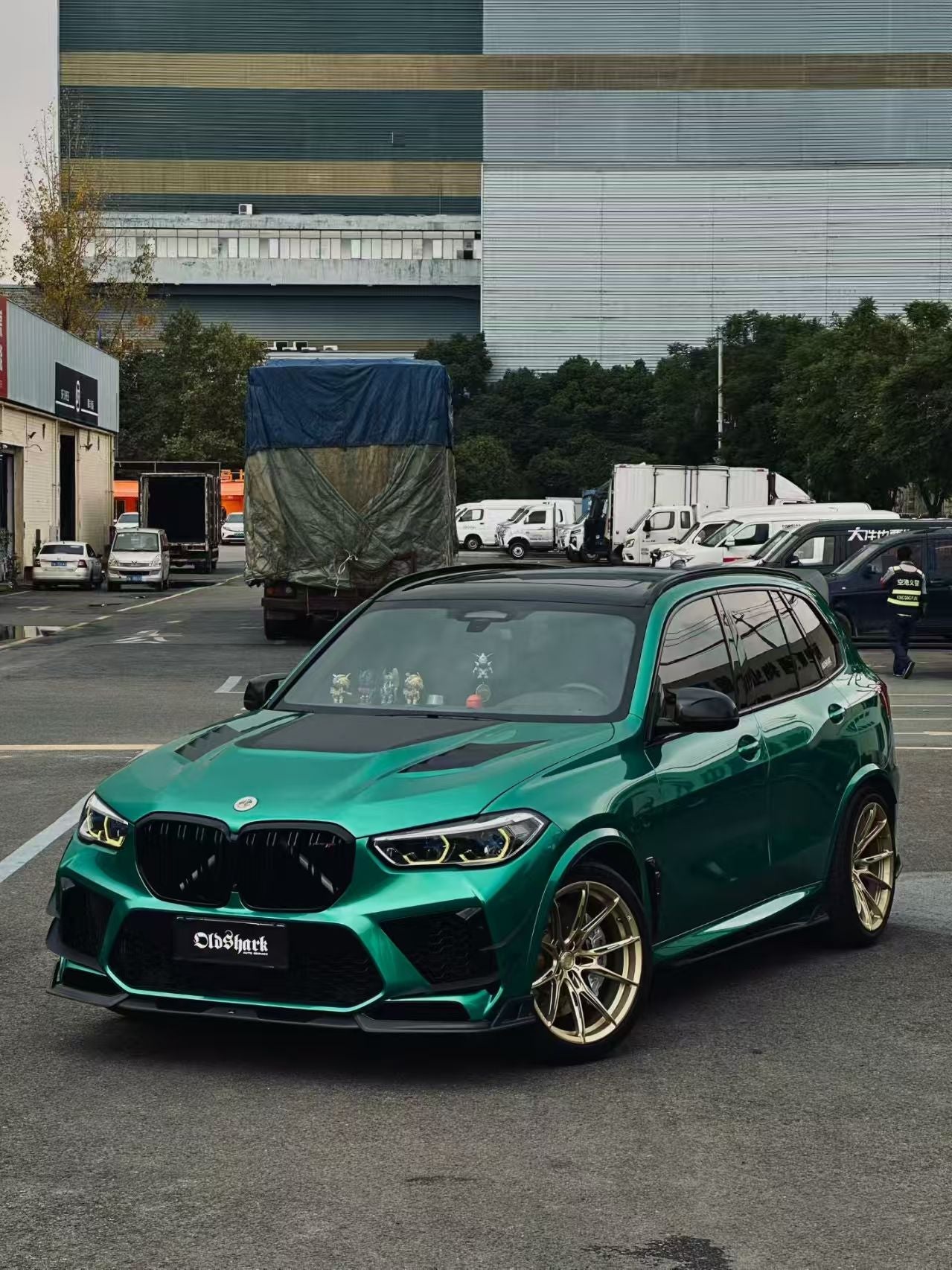 BWM X5M X5MC F95 Pre-LCI 2020 2021 2022 2023 with Aftermarket Parts - AE Style Front Lip Carbon Fiber from ArmorExtend