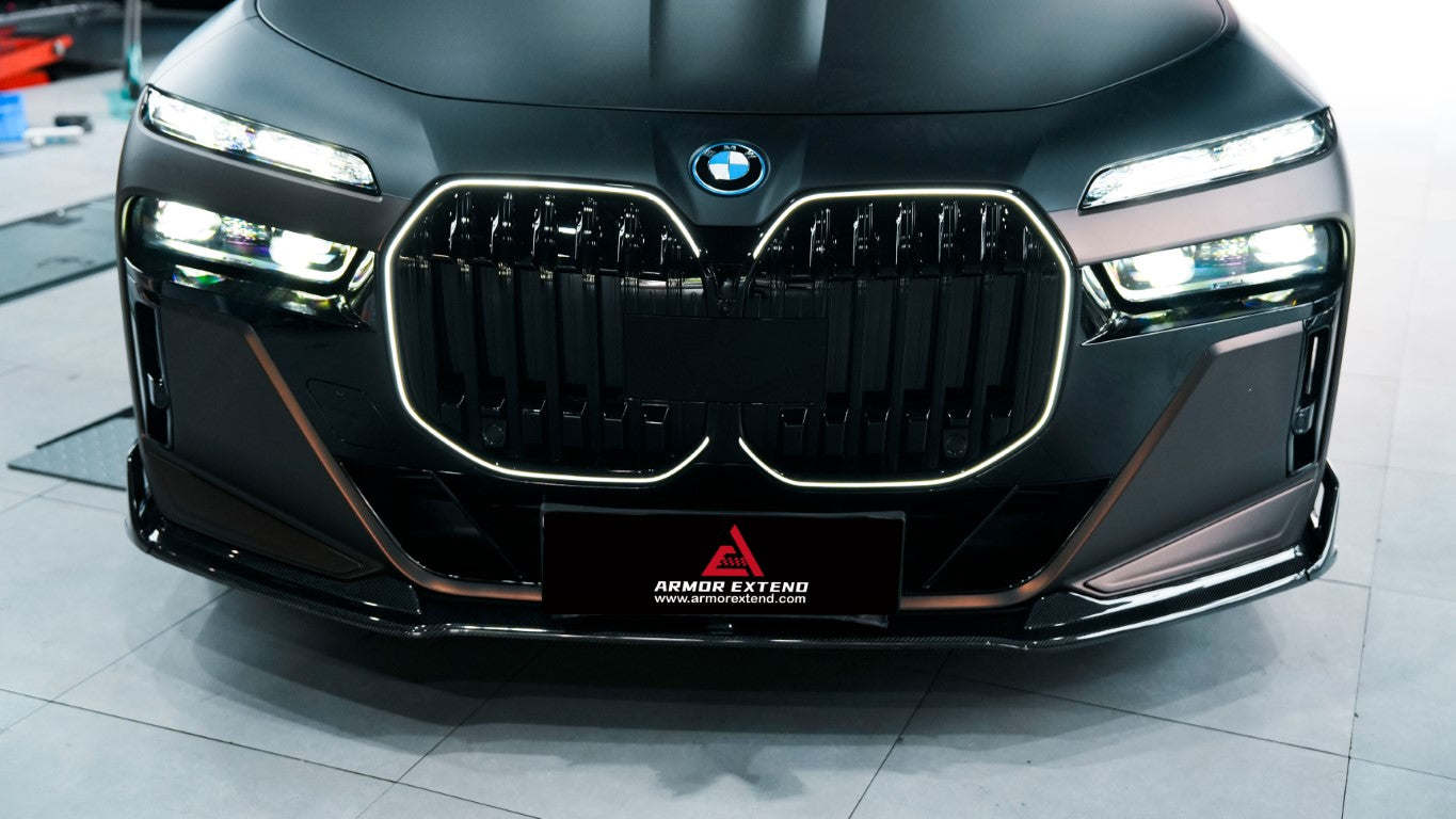 BMW i7 M70 / xDrive60 / eDrive50 G70 2023-ON &?7 Series 760i xDrive / 750e xDrive / 740i xDrive / 740i G70 2023-ON with Aftermarket Parts - AE Style Vacuumed Carbon Front Lip & side splitters?from ArmorExtend 
