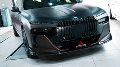 BMW i7 M70 / xDrive60 / eDrive50 G70 2023-ON &?7 Series 760i xDrive / 750e xDrive / 740i xDrive / 740i G70 2023-ON with Aftermarket Parts - AE Style Vacuumed Carbon Front Lip & side splitters?from ArmorExtend 