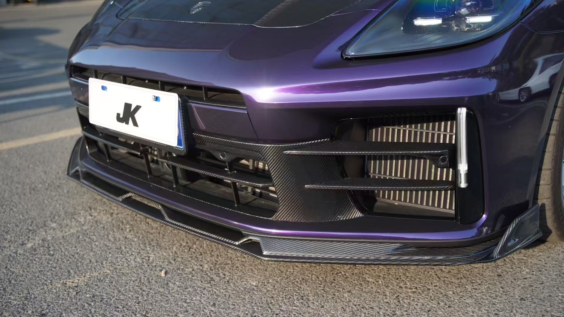 Porsche Panamera 976 Base 4 4S E-Hybird 2024-ON with Aftermarket Parts - AE Desgin ART Front Lip?Carbon Fiber from ArmorExtend