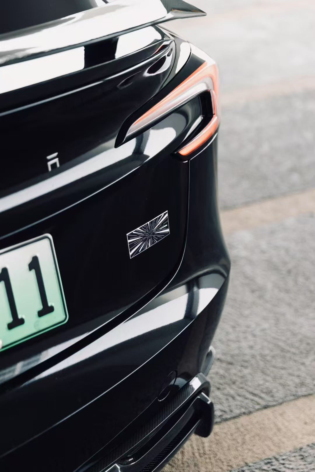 Tesla Model 3 Highland / Performance 2024-ON with Aftermarket Parts - AE Style Rear Diffuser & Canards Carbon Fiber from?ArmorExtend