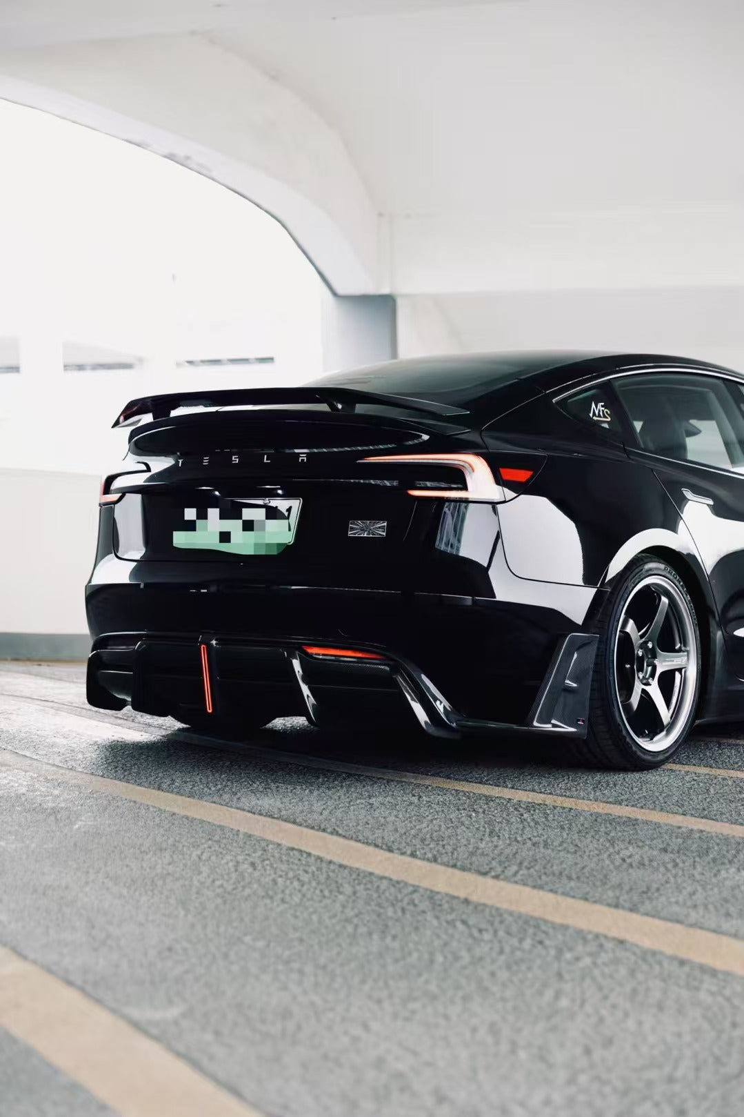 Tesla Model 3 Highland / Performance 2024-ON with Aftermarket Parts - AE Style Rear Diffuser & Canards Carbon Fiber from?ArmorExtend