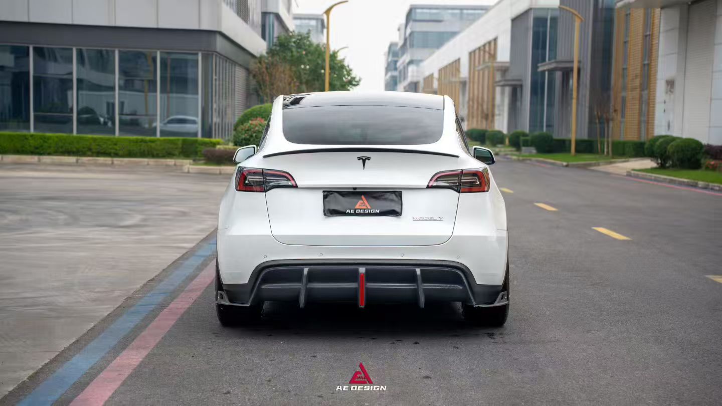 Tesla Model Y 2021 2022 2023 2024 with Aftermarket Parts - Plustic Style?Rear Diffuser ABS from ?ArmorExtend