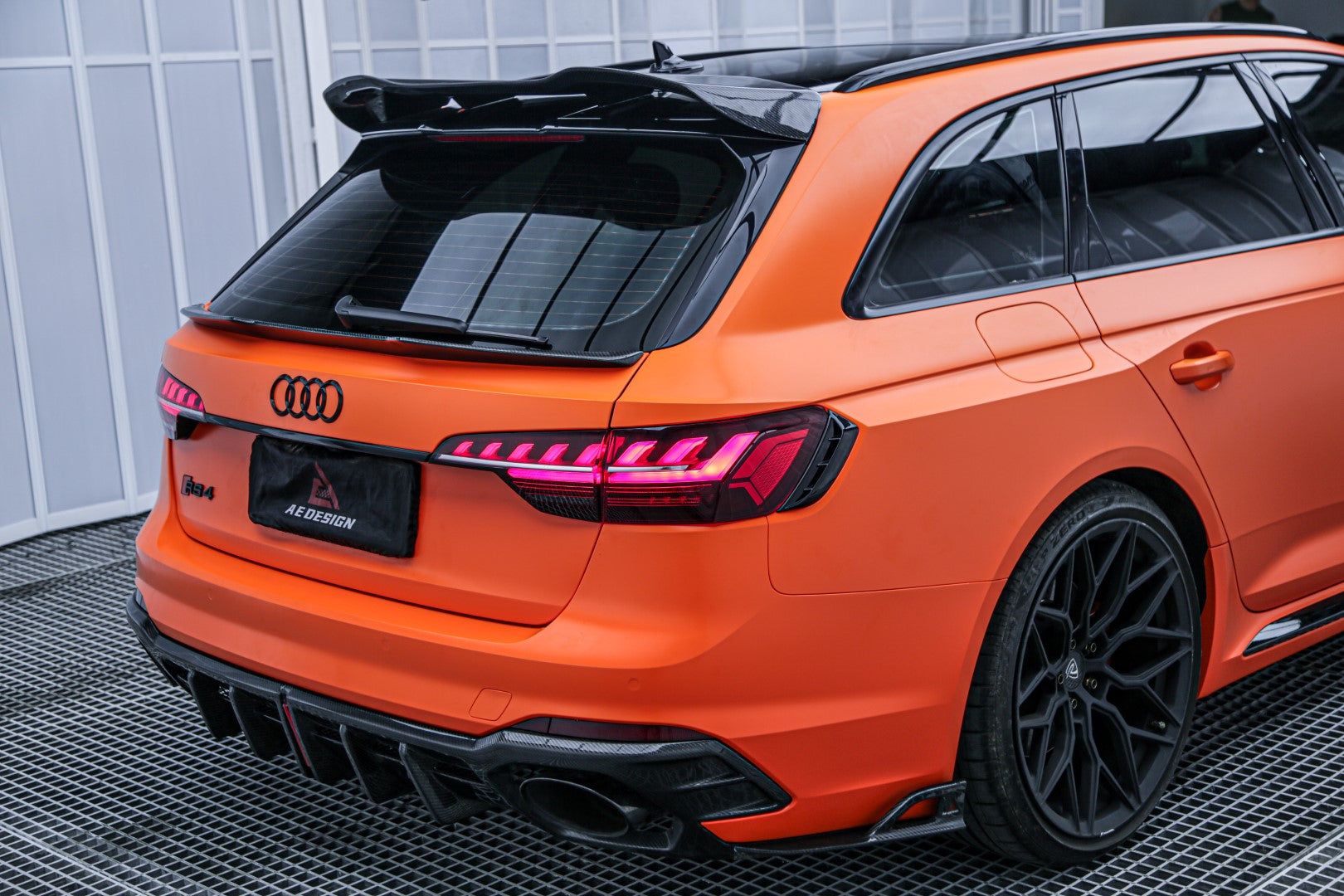 Audi RS4 B9 B9.5 2018 2019 2020 2021 2022 2023 2024 & S4 / A4 Avant B9 B9.5 2017 2018 2019 2020 2021 2022 2023 2024 with Aftermarket Parts - AE Rear Spoiler Carbon Fiber from?ArmorExtend