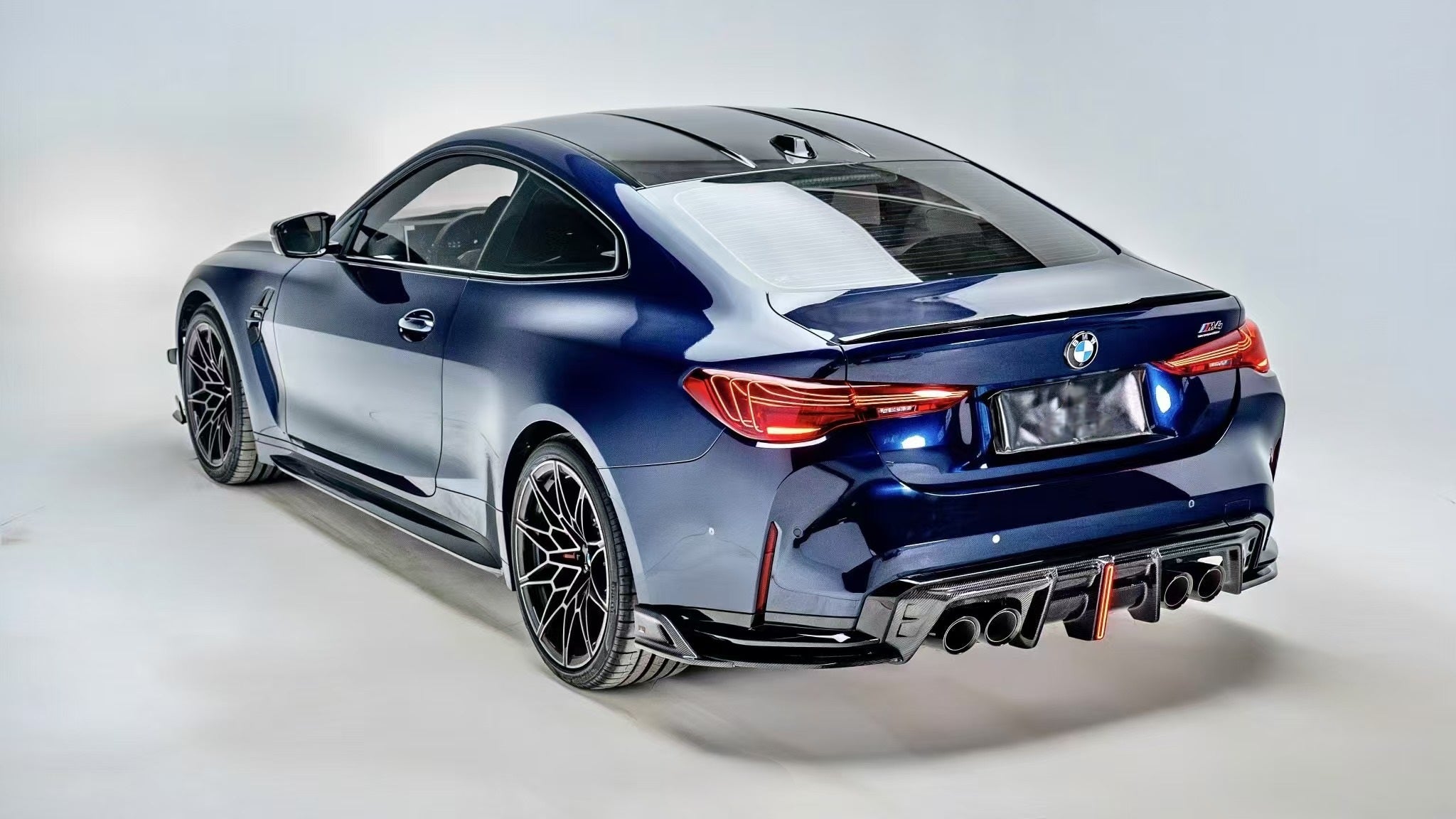 BMW M3 G80 G81 2021-ON & M4 G82 G83 2021-ON with Aftermarket Parts - V3 Rear Diffuser & Rear Canards Carbon Fiber from?ArmorExtend