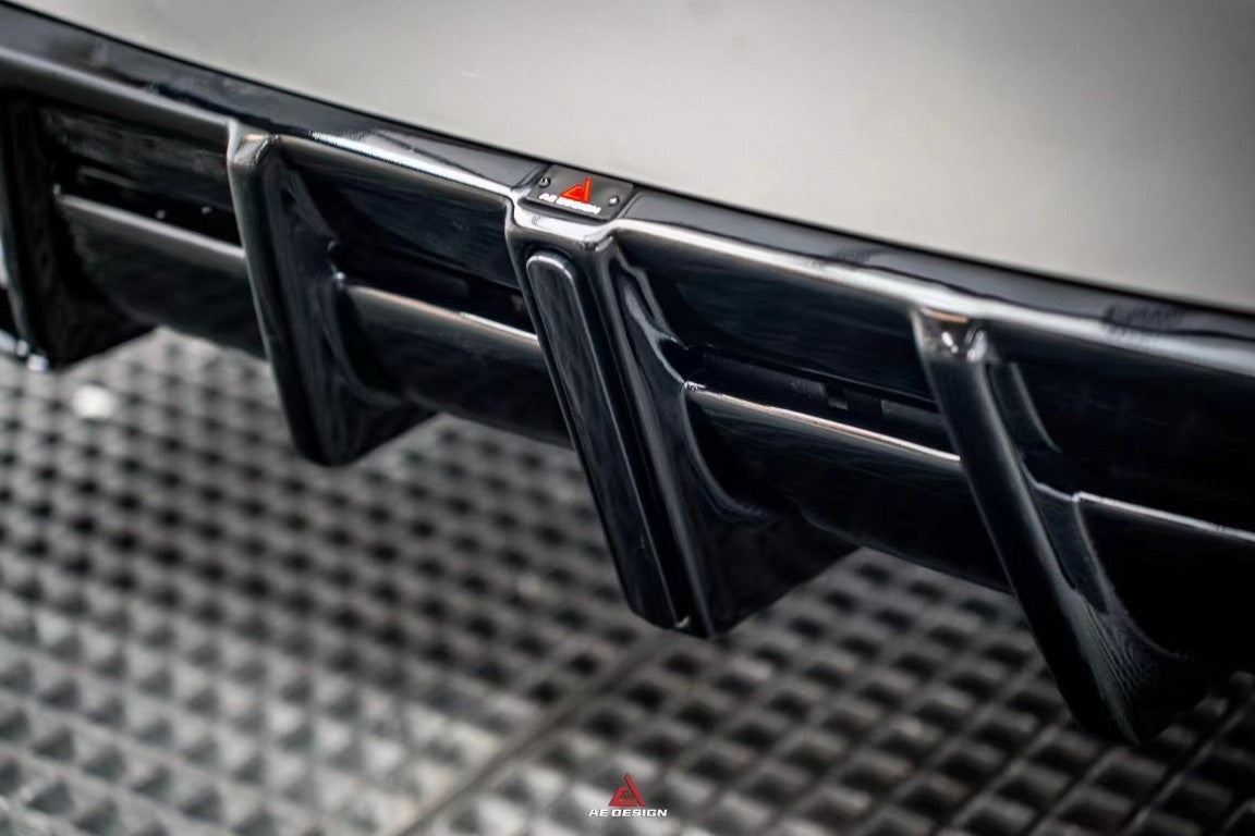 BMW M5/M5C F90 (Fits Both Pre-LCI & LCI) 2018-ON &?5 Series G30 540i M550i (With M-Package Bumper) G30 G31 (Fits Both Pre-LCI & LCI) 2017-ON with Aftermarket Parts - AE Style ABS Rear Diffuser & Rear Canards from ArmorExtend