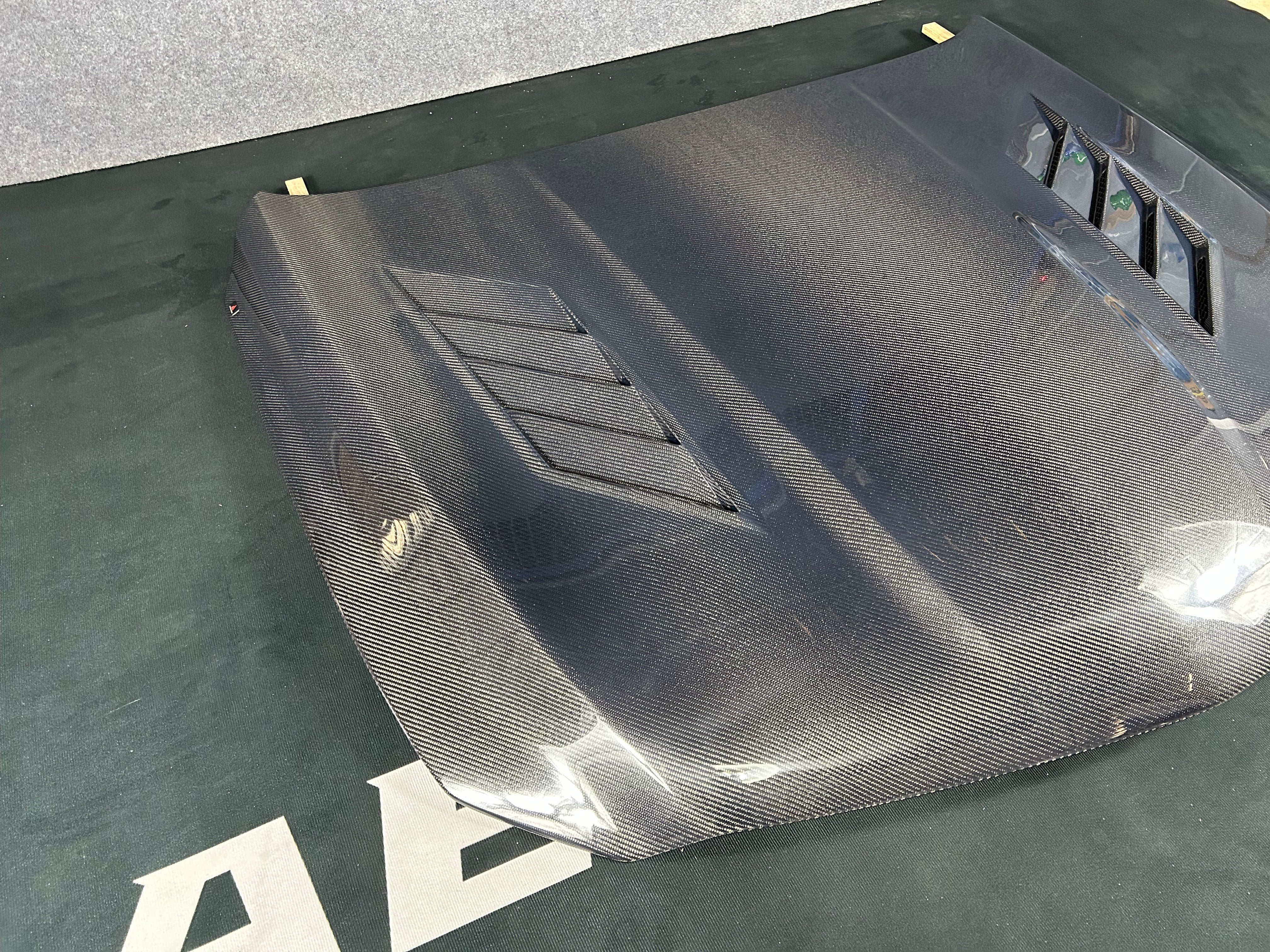 Cadillac CT5 CT5V Blackwing V Premium Luxury Sport Base 2020-ON with Aftermarket Parts - AE Vented Style Hood Bonnet Double-sided Carbon Fiber?from?ArmorExtend
