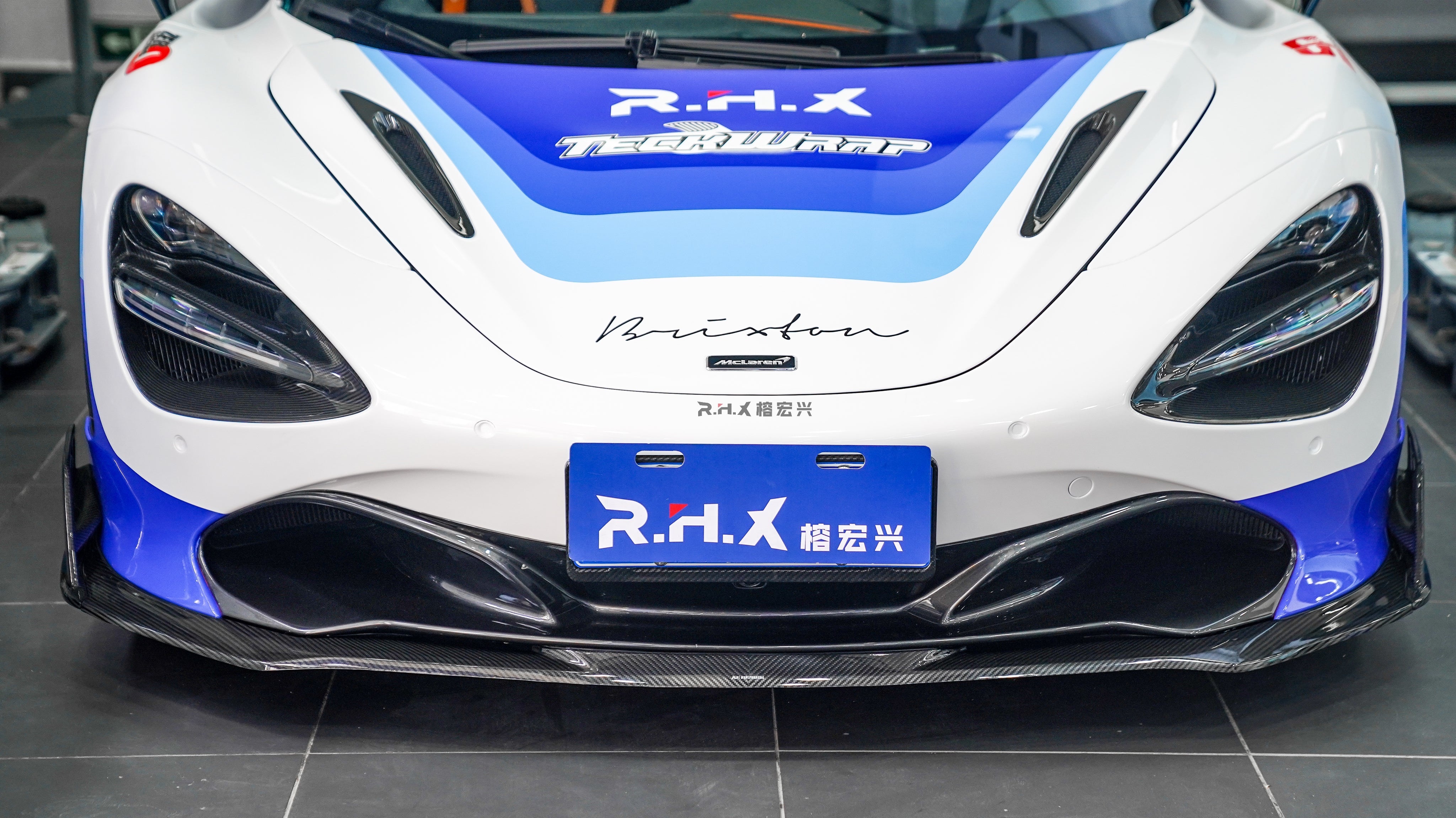 McLaren 720S 2018-2023 with Aftermarket Parts - AE Style Front Lip & Canards Carbon Fiber?from ArmorExtend