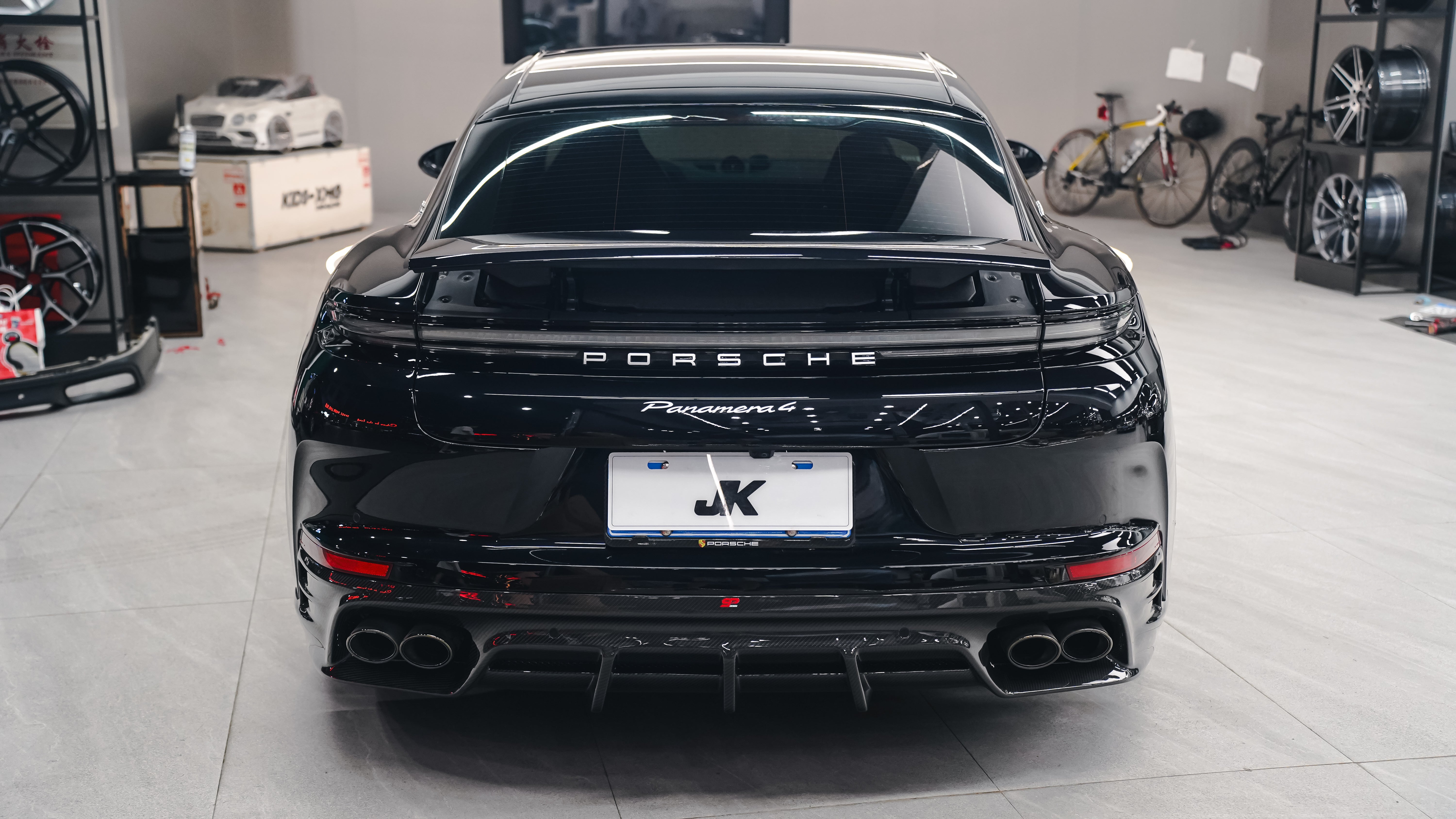 Porsche ?Panamera 976 Base 4 4S E-Hybird GTS Turbo 2024-ON with Aftermarket Parts - Rear Diffuser?Carbon Fiber from ArmorExtend