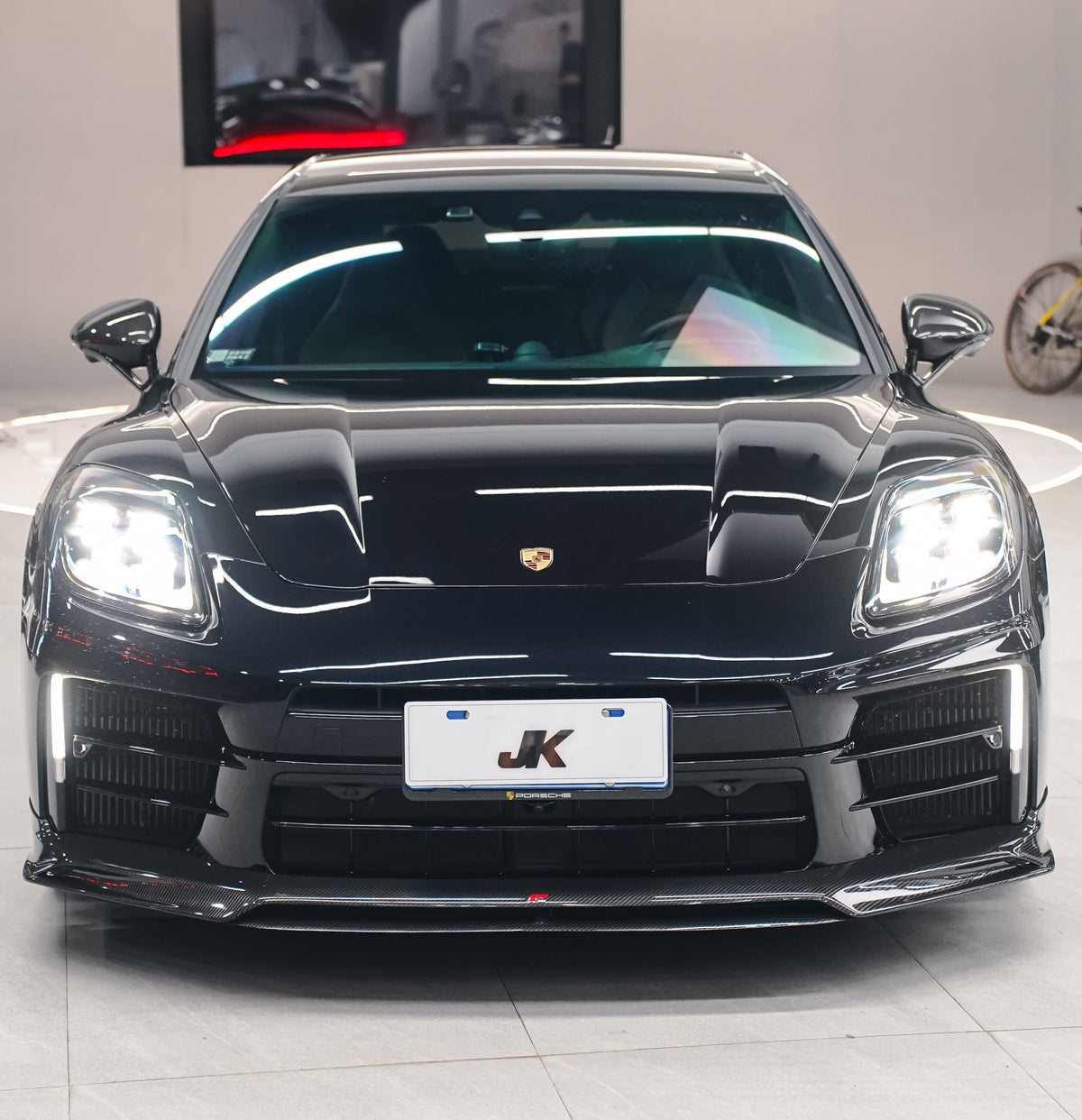 Porsche Panamera 976 Base 4 4S E-Hybird 2024-ON with Aftermarket Parts - SP Front Lip?Carbon Fiber from ArmorExtend