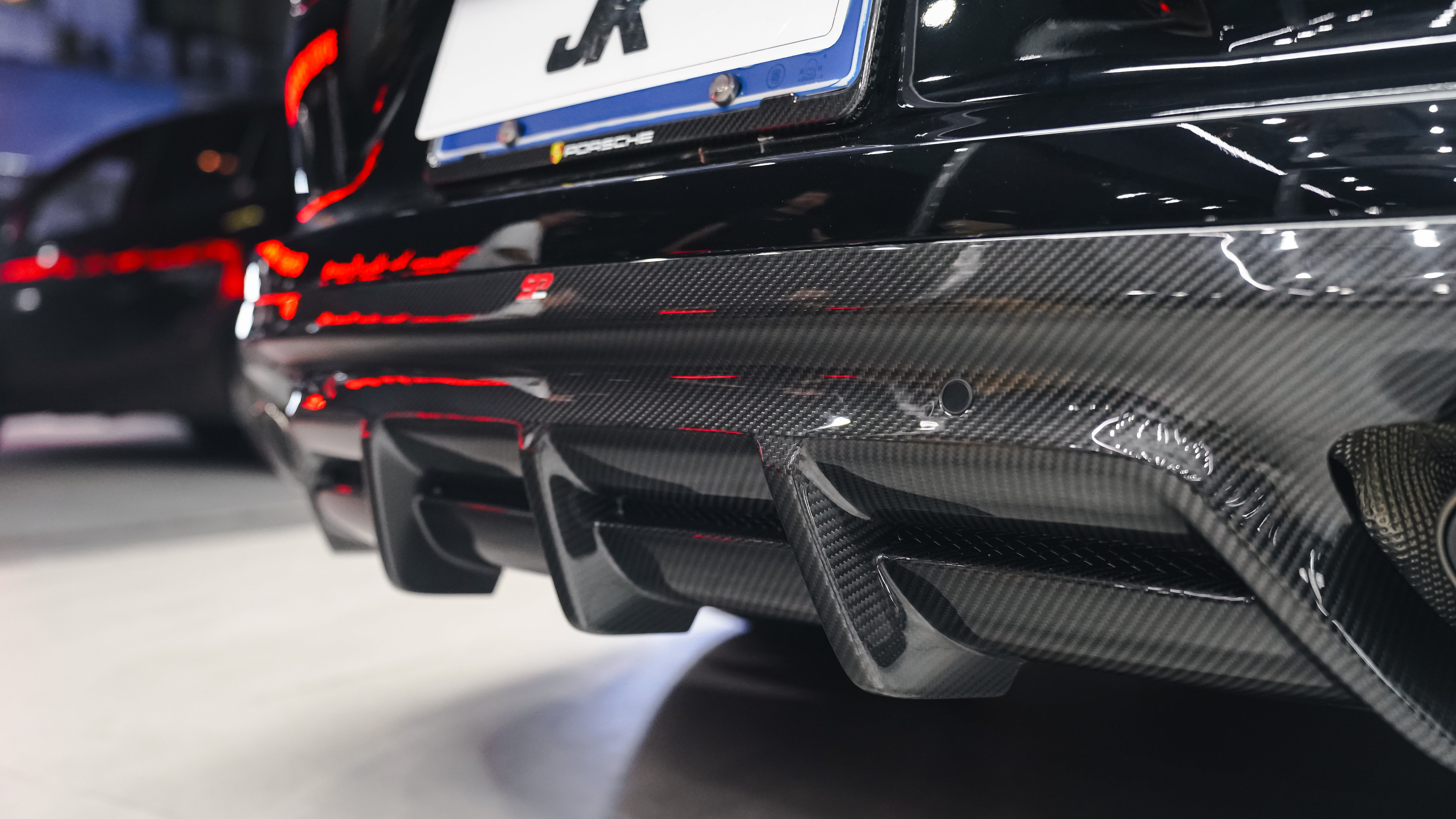 Porsche ?Panamera 976 Base 4 4S E-Hybird GTS Turbo 2024-ON with Aftermarket Parts - Rear Diffuser?Carbon Fiber from ArmorExtend