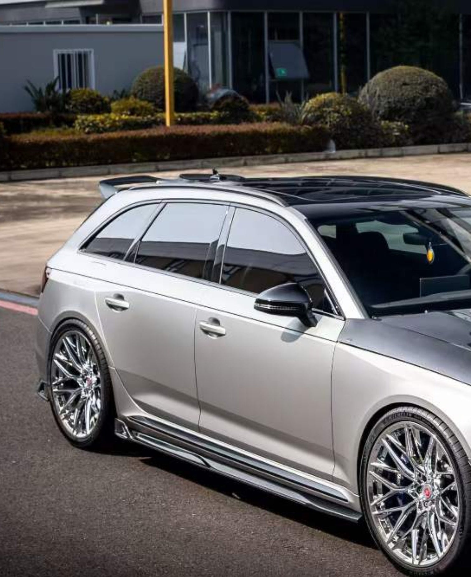 Audi RS4 B9 B9.5 2018-ON with Aftermarket Parts - ART Side Skirts Dry Pre-preg Carbon Fiber from ArmorExtend
