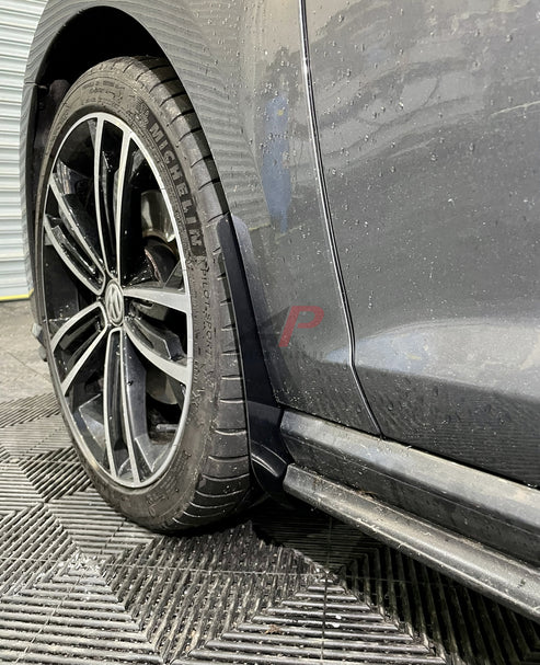 Volkswagen Golf GTI / R MK7 2015 2016 2017 with Aftermarket Parts - Front & Rear Arch Guards Dry Pre-preg Carbon Fiber / ABS from Automotive Passion