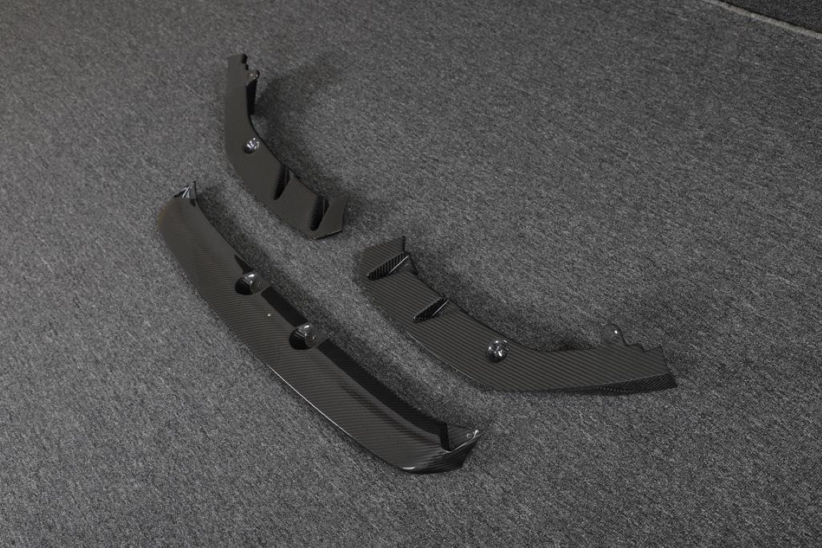 BMW M2 / M2C G87 2023-ON with Aftermarket Parts - Front Lip Dry Pre-preg Carbon from BCTXE Tuning