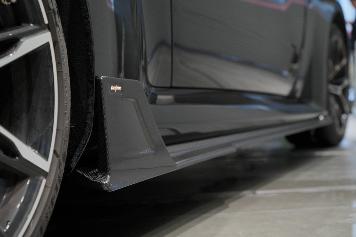 BMW M2 / M2C G87 2023-ON with Aftermarket Parts - Side Skirts Dry Pre-preg Carbon from BCTXE Tuning