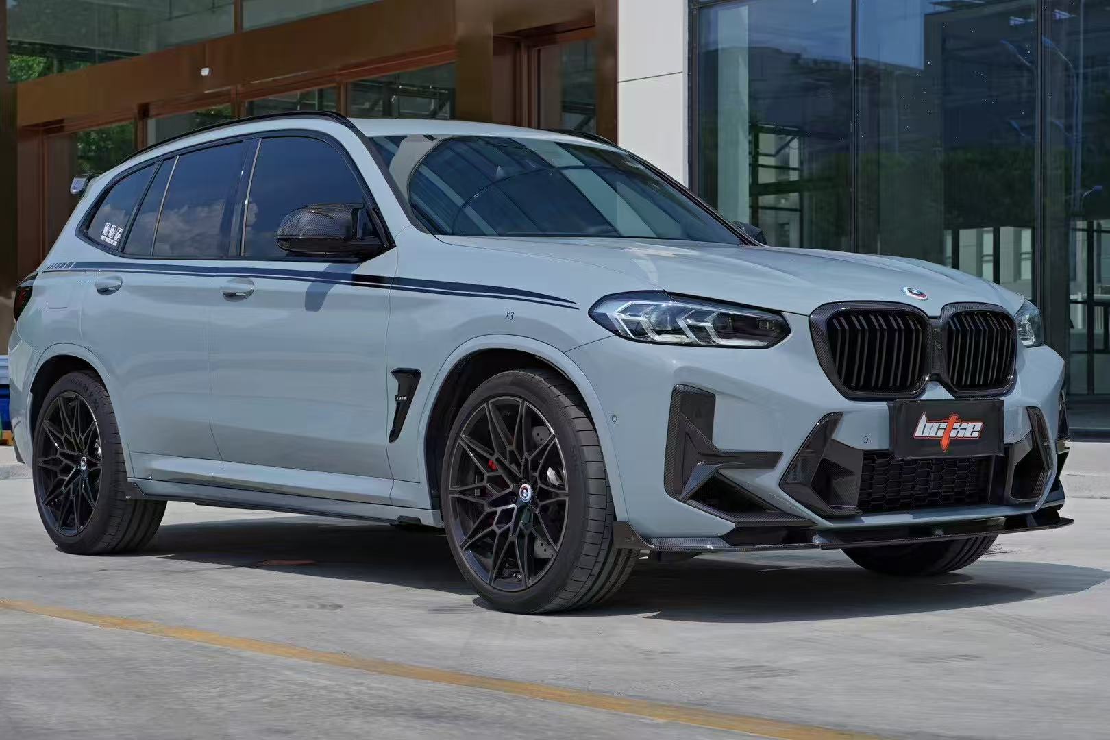 BMW X3 G01 & X3M X3MC F97 (Fits Both Pre-LCI & LCI) 2019 2020 2021 2022 2023 2024 & X4 G02 & X4M X4MC F98 (Fits Both Pre-LCI & LCI) 2019 2020 2021 2022 2023 2024 with Aftermarket Parts - V2 Side Skirts Pre-preg Carbon Fiber from BCTXE Tuning