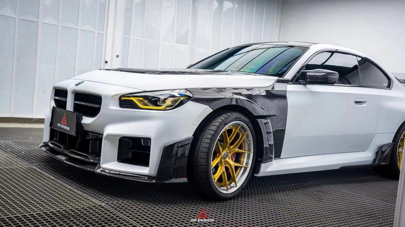 BMW M2 & M2C G87 2023 2024?with Aftermarket Parts - AE V2 Style Front Fenders Carbon Fiber from ArmorExtend