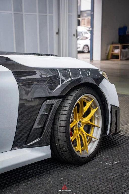 BMW M2 & M2C G87 2023 2024?with Aftermarket Parts - AE V2 Style Front Fenders Carbon Fiber from ArmorExtend