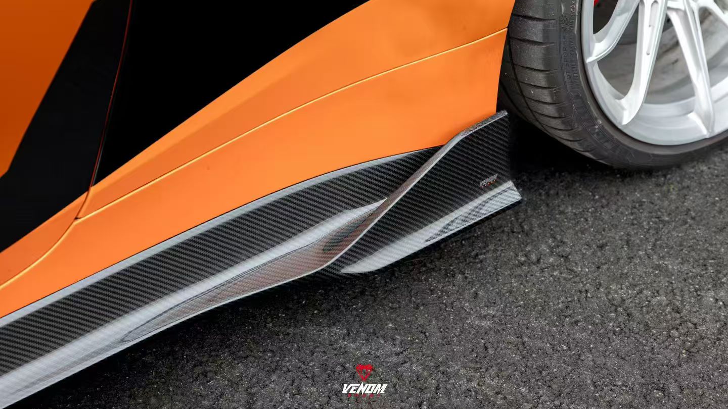 BMW M4 G82 G83 2021-ON with Aftermarket Parts - Venom Sport Series Style Side Skirts Dry Pre-preg Carbon Fiber from ArmorExtend