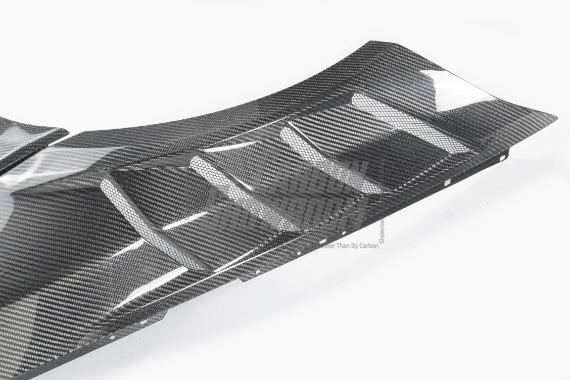 BMW M4 / M4C / M4CS G82 G83 2021-ON with Aftermarket Parts - ART Widebody Front Fenders Dry Pre-preg Carbon Fiber from ArmorExtend
