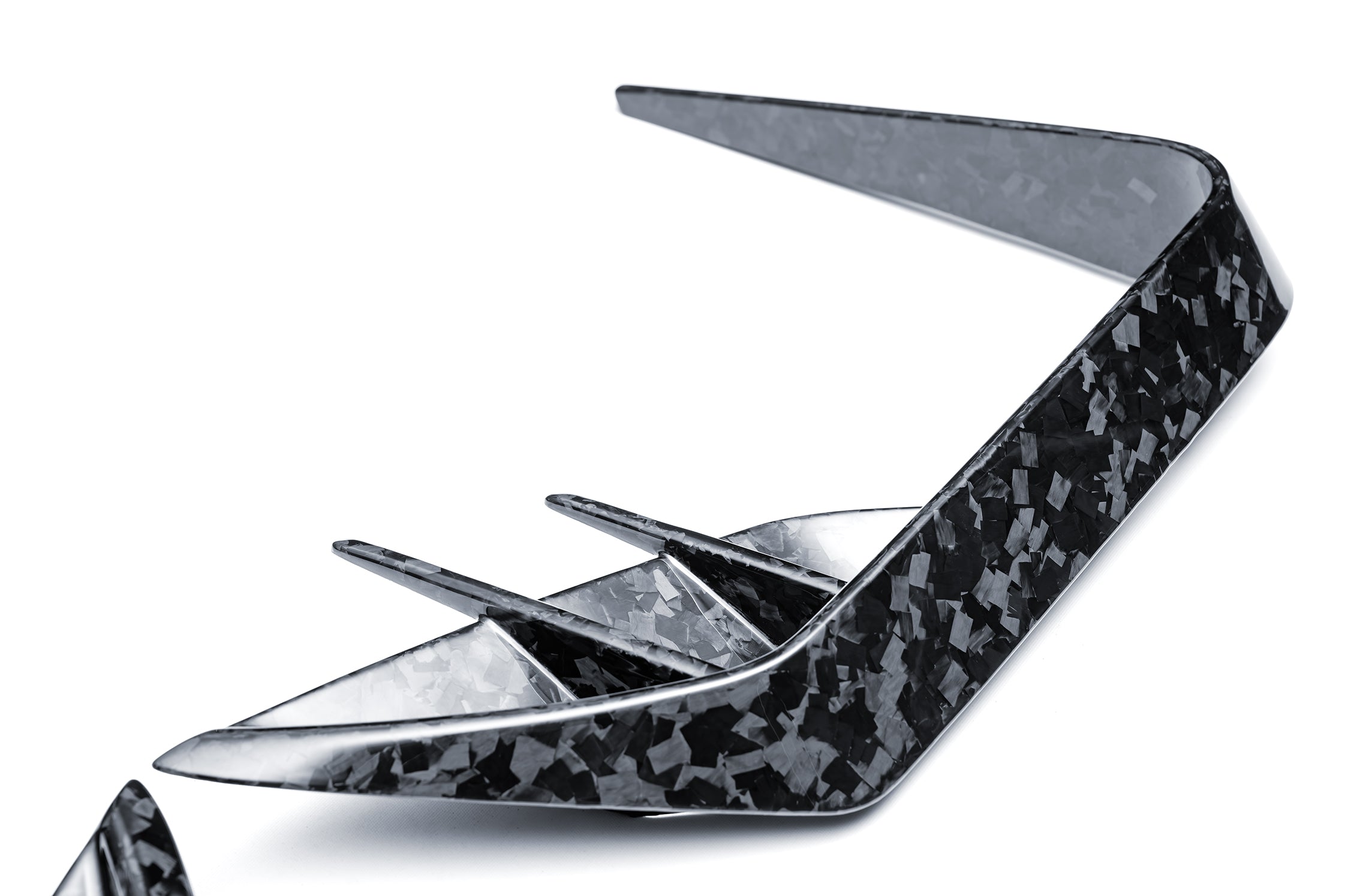 BMW XM G09 2023-ON with Aftermarket Parts - Front Canards Dry Pre-preg Carbon Fiber from Ventus Veloce