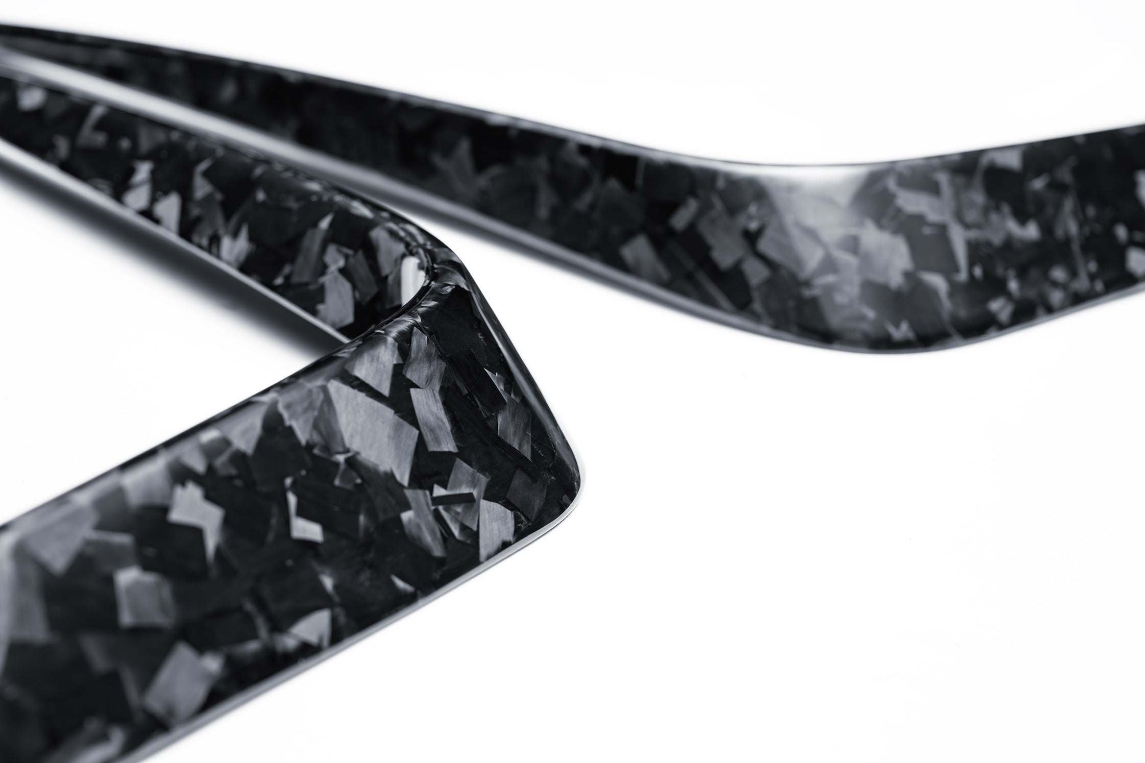 BMW XM G09 2023-ON with Aftermarket Parts - Rear Bumper Canards Dry Pre-preg Carbon Fiber from Ventus Veloce