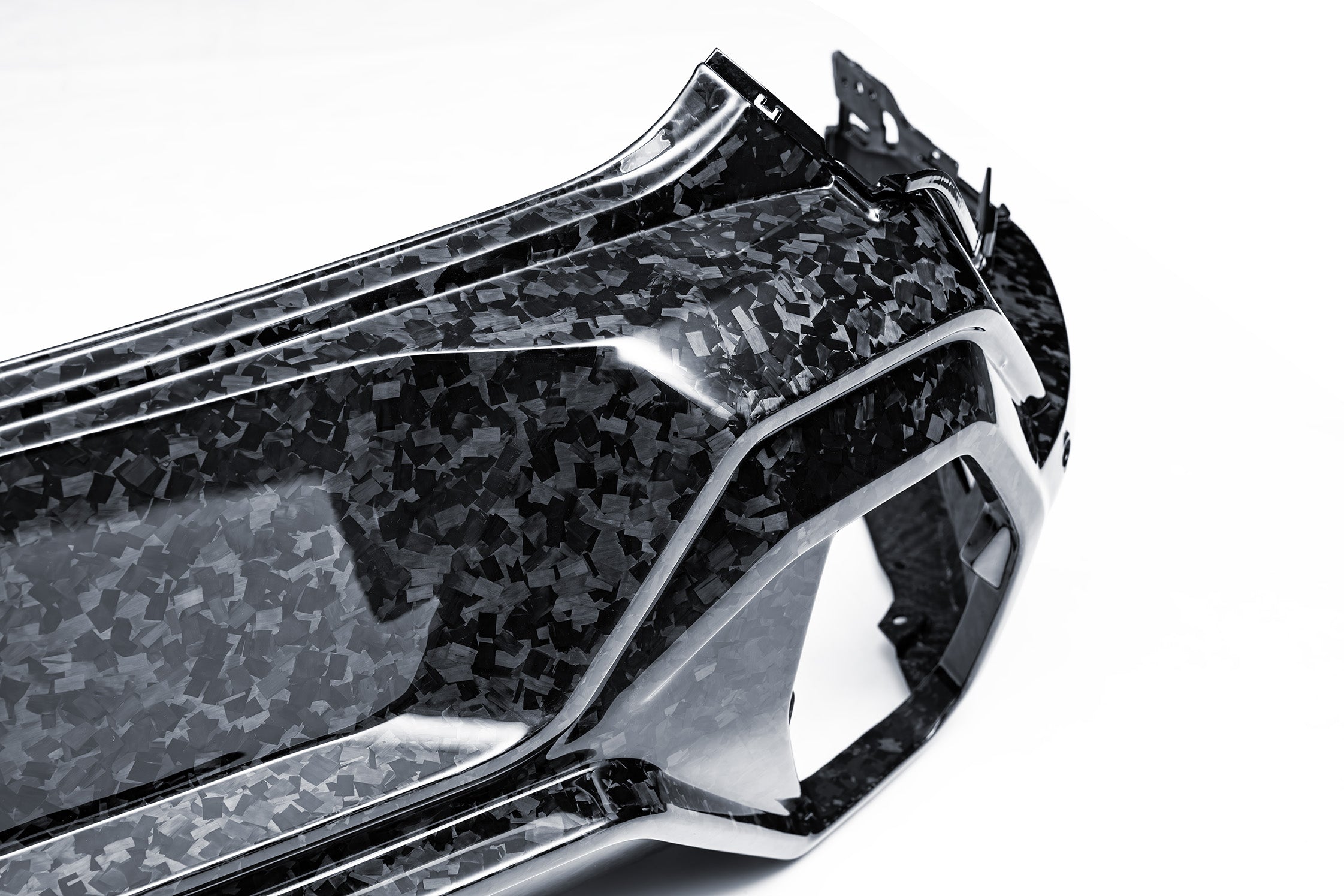 BMW XM G09 2023-ON with Aftermarket Parts - Rear Diffuser Dry Pre-preg Carbon Fiber from Ventus Veloce