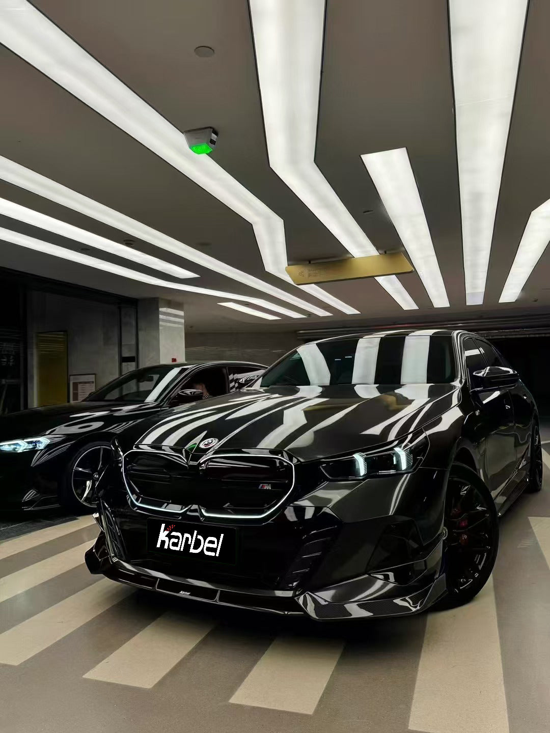 BMW i5 xDrive40 / i5 eDrive40 (with M-package bumper, does not fit base mode) / i5 M60 G60 G61 2024-ON & 5 Series 540i xDrive / 530i xDrive / 530i (with M-package bumper, does not fit base model) / 550e xDrive G60 G61 2024-ON with Aftermarket Parts - Pre-preg Carbon Fiber Front Bumper Lower Center Grill Trim from Karbel Carbon